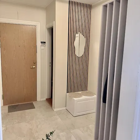 Διαμέρισμα Bright And Pretty Penthouse With Sunny Balcony *